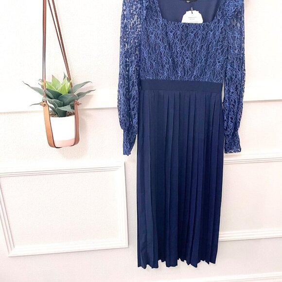 NWT Little Mistress Lace Detail Midaxi Dress in Navy Size US 6 - Picture 3 of 9